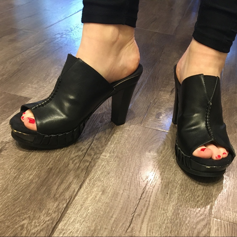 Dr. Scholl’s High Mules